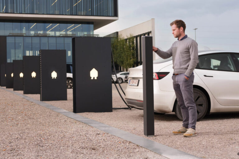 Paystation-1920×1080-copyright-2